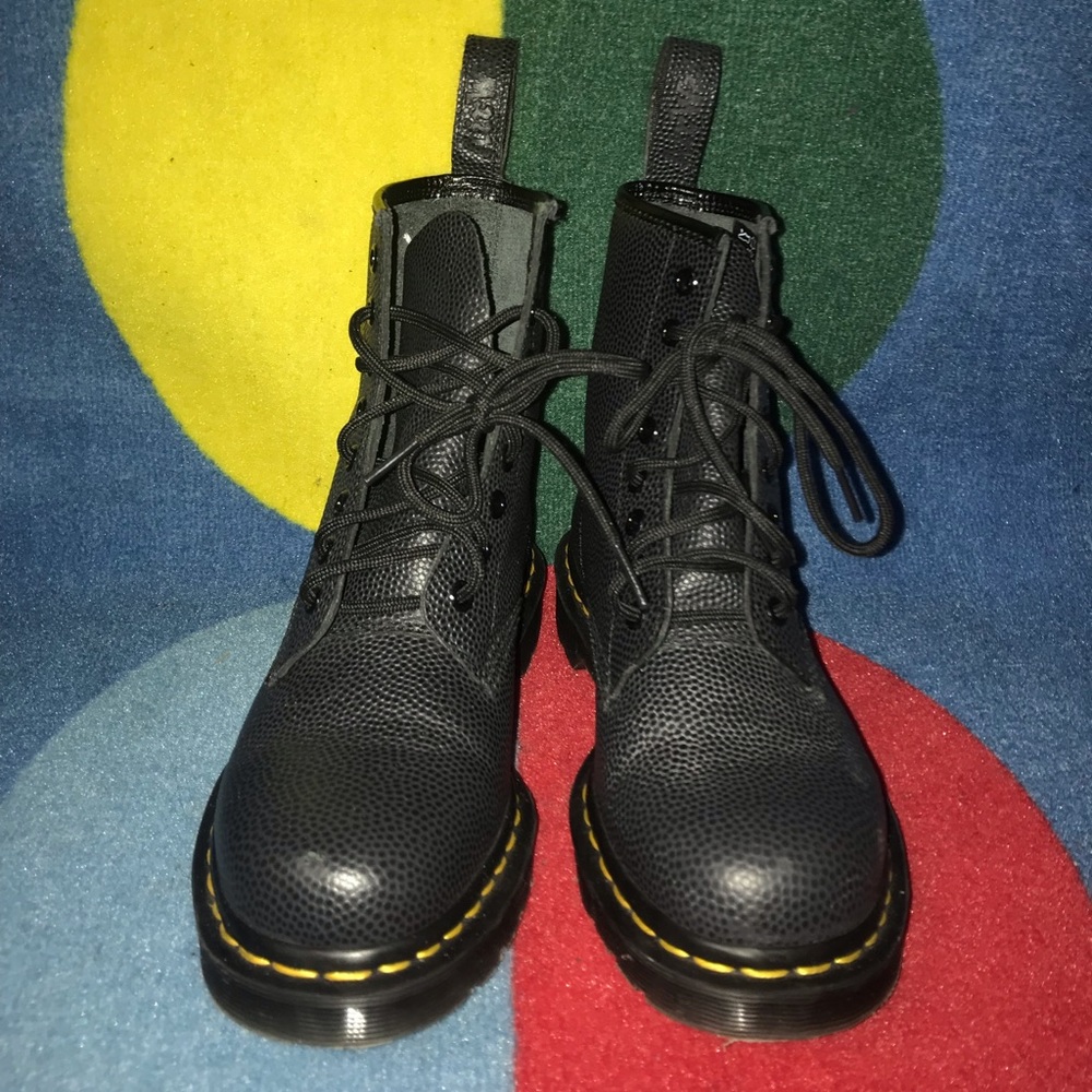 🖤Dr. Martens boots🖤